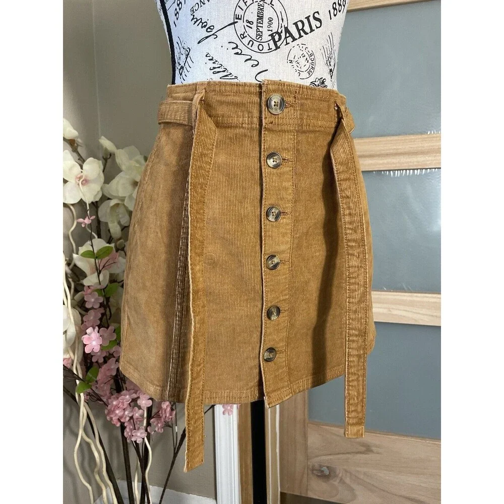 American Eagle Super Stretch Corduroy Tan Hi-Rise A-Line Tie Waist Skirt Size 0